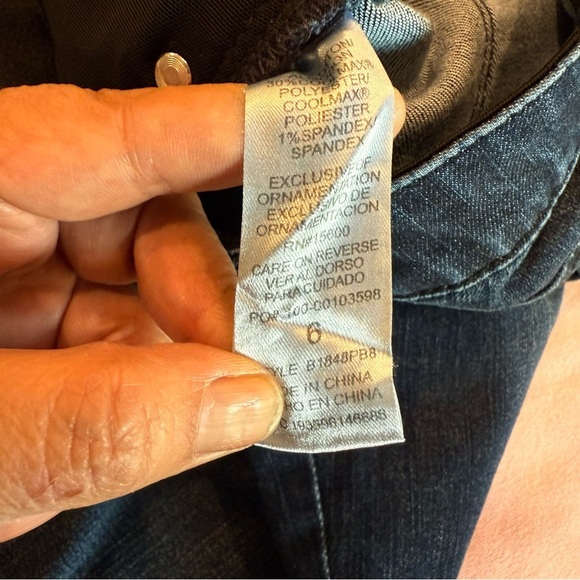 Democracy Dark Indigo Straight Leg Jeans size 6 coolmax material - Picture 6 of 11